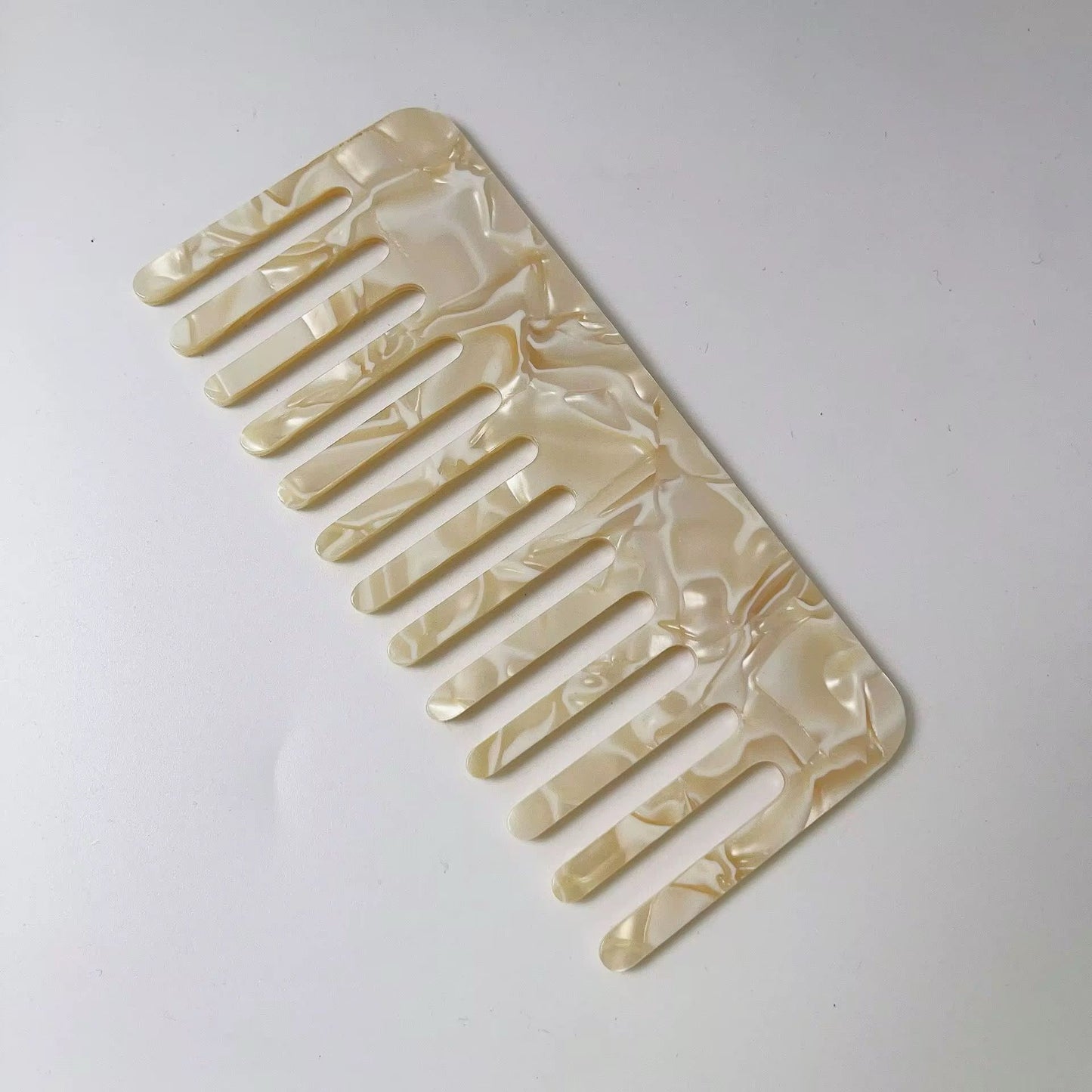 Hollywood Halo Detangling Comb